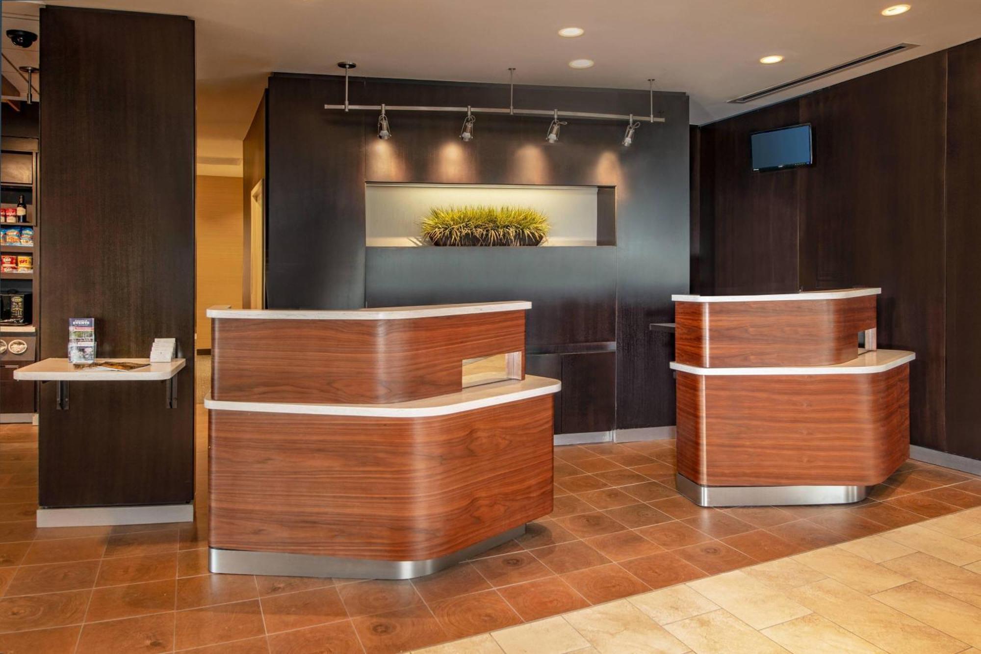 Courtyard By Marriott Hagerstown Ξενοδοχείο Εξωτερικό φωτογραφία