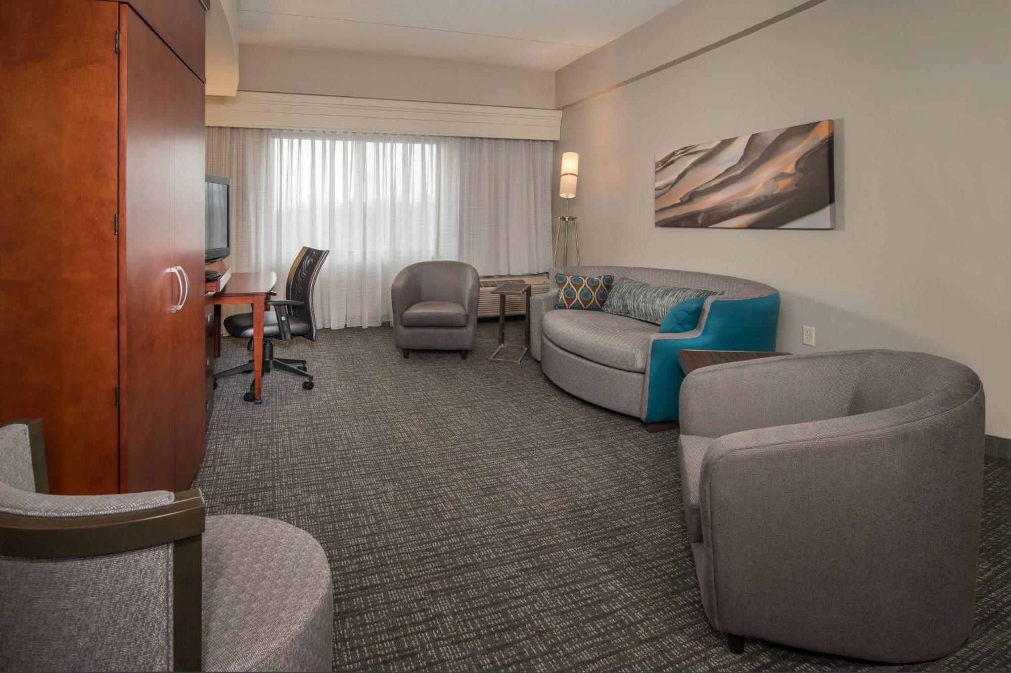Courtyard By Marriott Hagerstown Ξενοδοχείο Εξωτερικό φωτογραφία